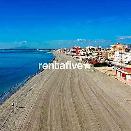 Rentafive - Parking - Reformada - Terraza *