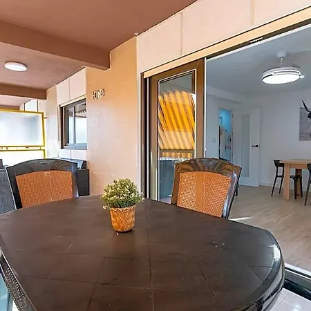 Rentafive - Parking - Reformada - Terraza Apartmán