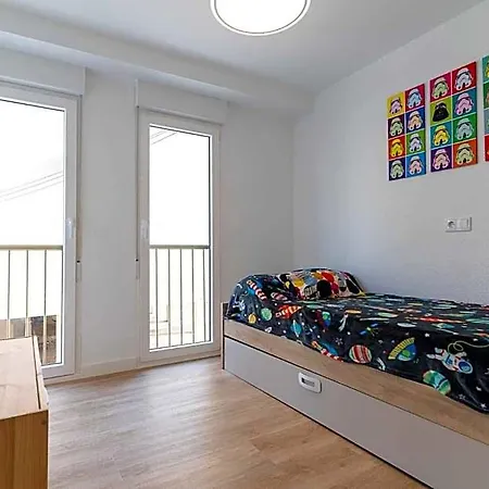 Rentafive - Parking - Reformada - Terraza Apartmán *
