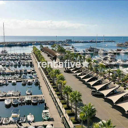 Rentafive - Parking - Reformada - Terraza *