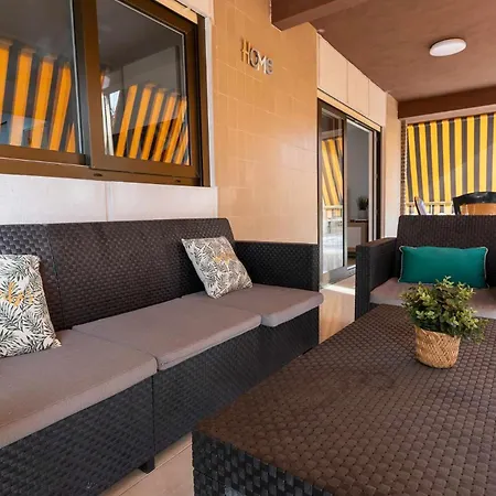Rentafive - Parking - Reformada - Terraza Apartment *