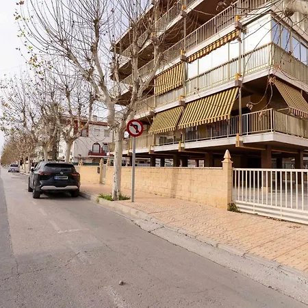 Rentafive - Parking - Reformada - Terraza Santa Pola